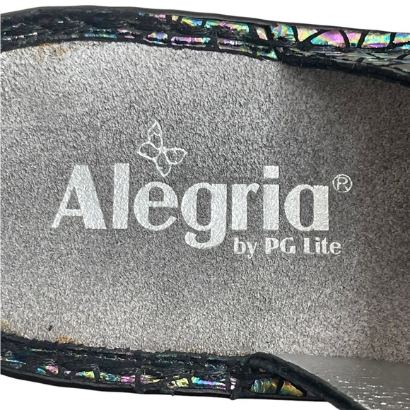 Alegria Loti Women's Tectonic
Iridescent Leather Slide On
Sandals Sz 41(10.5) - Picture 8 of 12